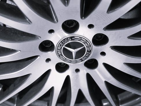 Certified 2026 Mercedes-Benz GLC 300 4MATIC image 8