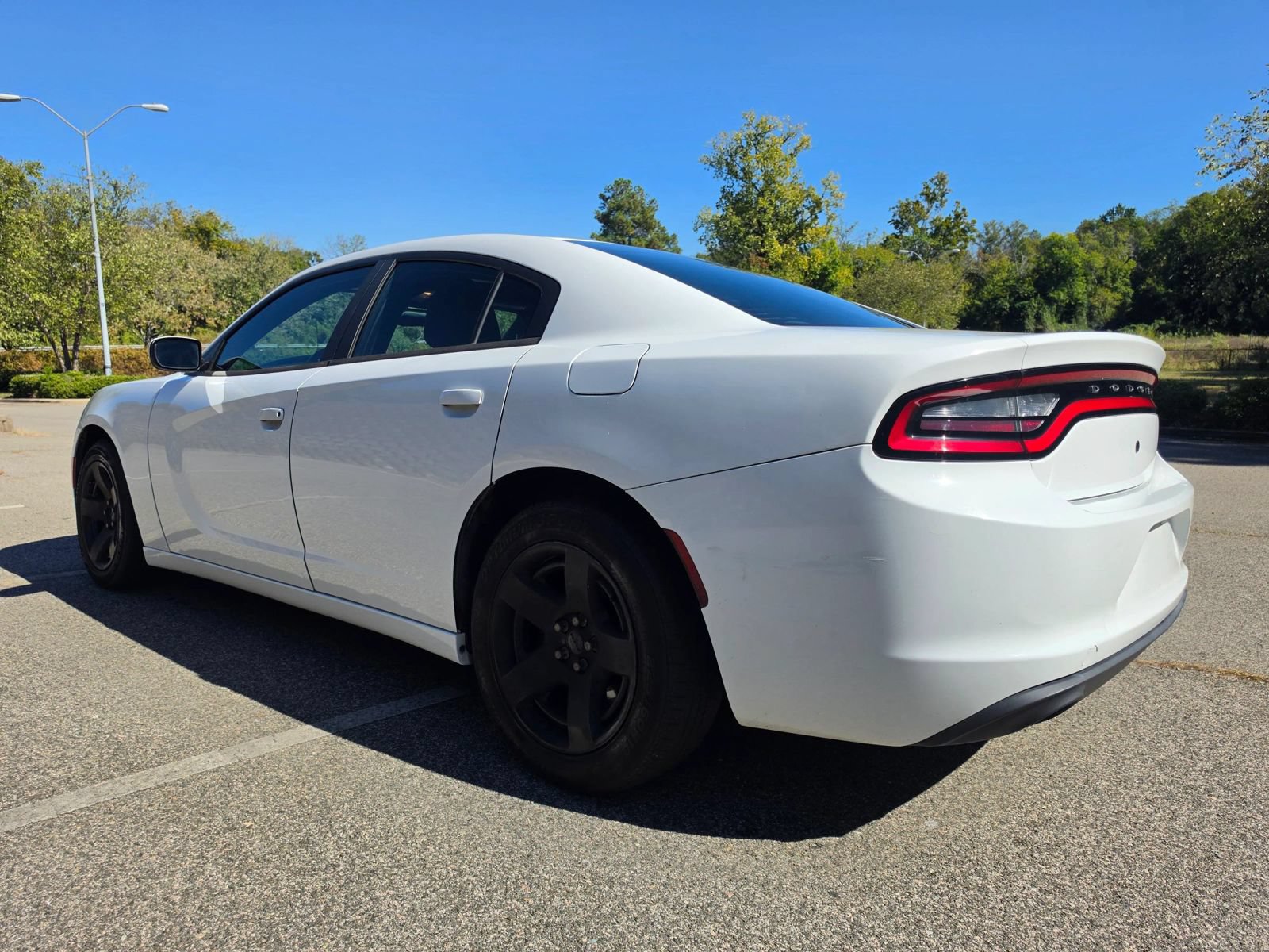 Used 2017 Dodge Charger Police RWD image 7