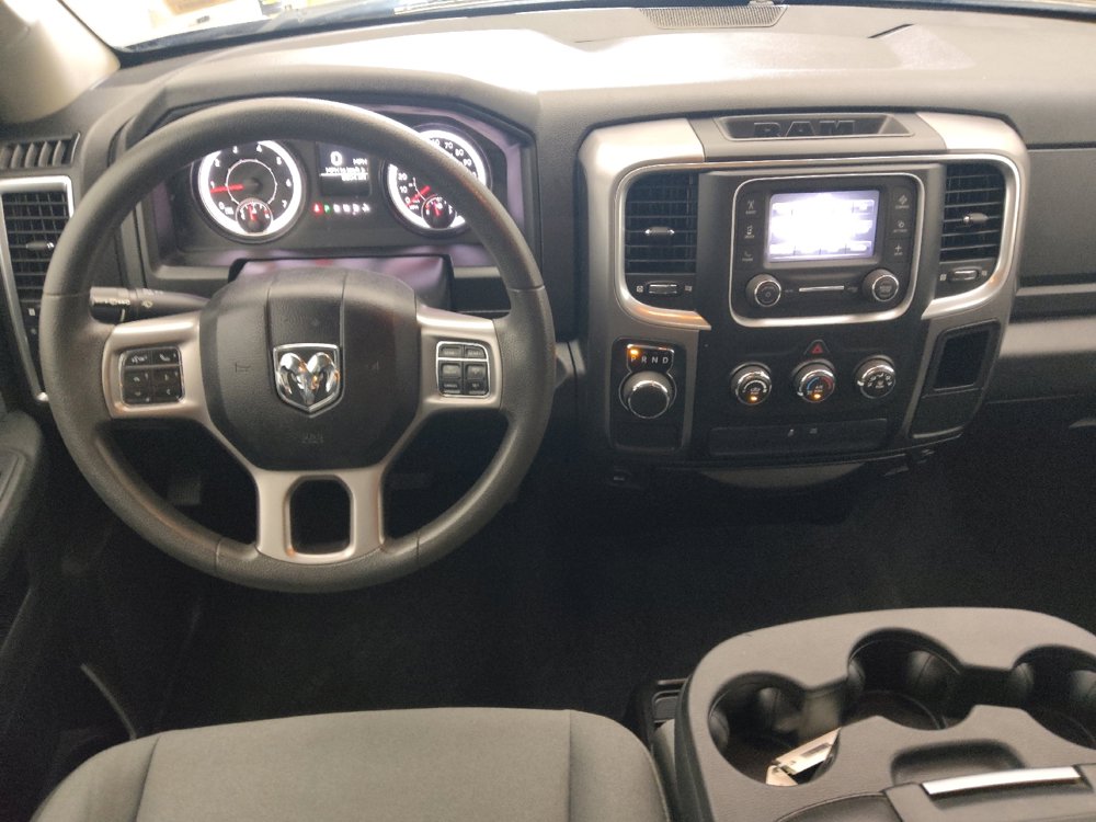 Used 2021 RAM 1500 Classic SLT RWD image 22