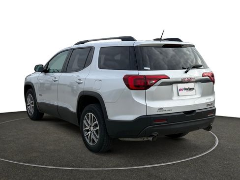 Used 2018 GMC Acadia SLE w/ Driver Alert Package I image 3