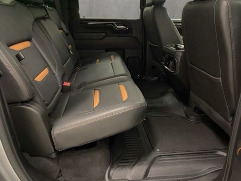 Used 2024 GMC Sierra 2500 AT4 w/ AT4 Premium Plus Package AWD/4WD image 27
