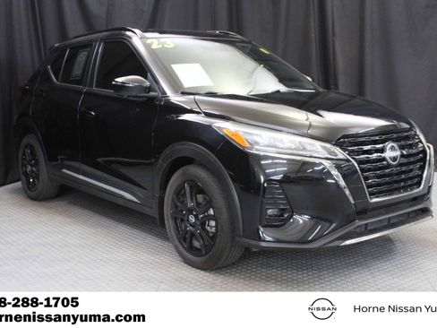 Used 2023 Nissan Kicks SR FWD image 1