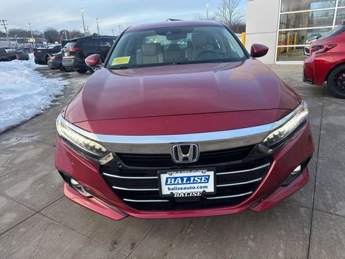 Used 2021 Honda Accord Touring image 2