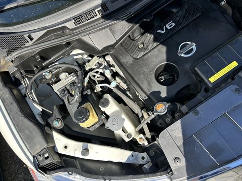 Used 2015 Nissan Quest SL image 29