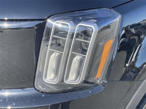 New 2025 Kia Telluride S image 8
