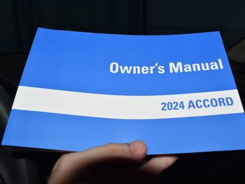 Used 2024 Honda Accord EX image 10
