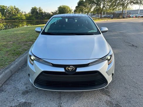 Used 2026 Toyota Corolla LE image 8