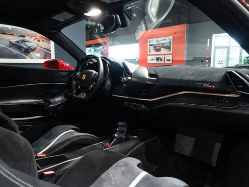 Certified 2020 Ferrari 488 Pista Coupe RWD image 47