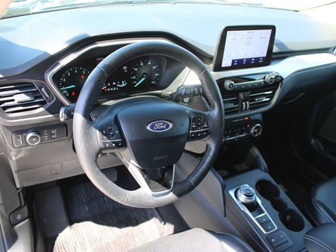 Used 2020 Ford Escape SEL FWD image 11