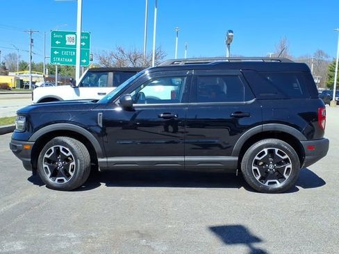 Used 2022 Ford Bronco Sport Outer Banks w/ Tech Package image 2