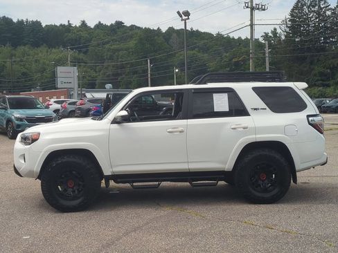 Used 2022 Toyota 4Runner TRD Pro AWD/4WD image 8