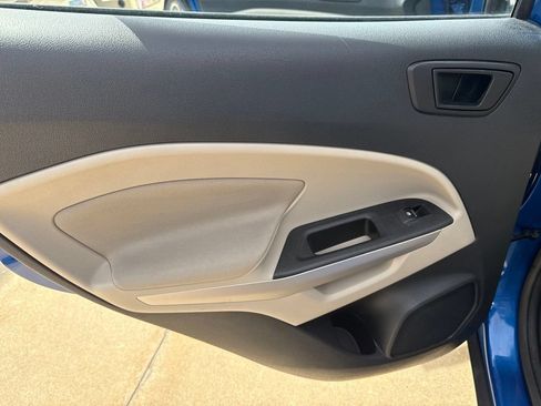 Used 2021 Ford EcoSport S FWD image 9