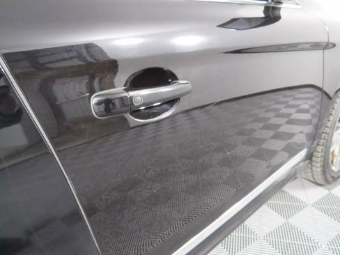 Used 2017 Volvo XC60 T6 Dynamic w/ Preferred Option Package image 34