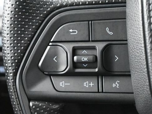 Used 2024 Toyota Tacoma SR5 image 6