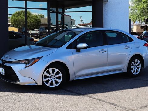 Used 2024 Toyota Corolla LE FWD image 3