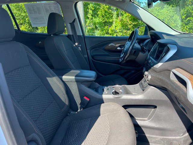 Used 2020 GMC Terrain SLE w/ Driver Convenience Package AWD/4WD image 11