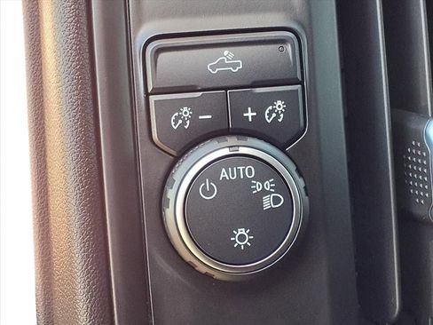 Used 2021 Chevrolet Silverado 1500 W/T w/ WT Value Package image 28