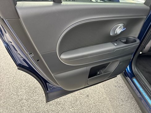 New 2026 Hyundai Ioniq 9 SEL image 13