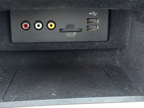 Used 2011 Lincoln MKX AWD w/ Sight & Sound Pkg image 36