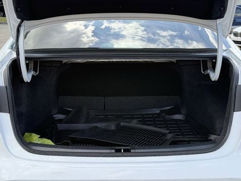 Used 2025 Toyota Corolla SE image 31