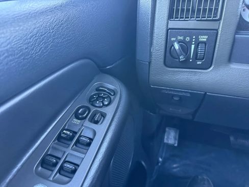 Used 2003 Dodge Ram 2500 Truck 4x4 Quad Cab image 19
