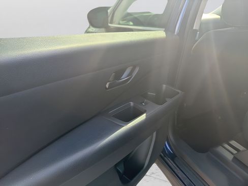 Certified 2024 Nissan Pathfinder SV FWD image 24