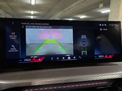 New 2026 BMW 330i xDrive 330i NA xDrive w/ M Sport Package image 19