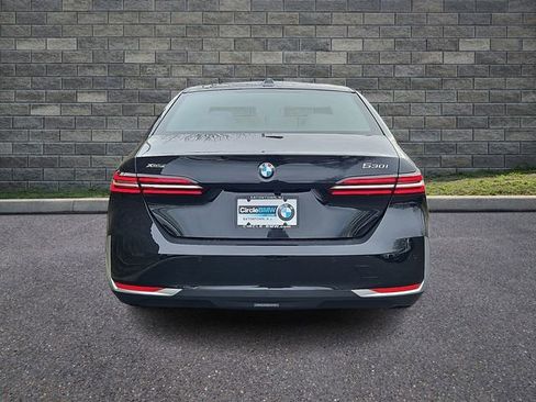 New 2026 BMW 530i xDrive w/ Premium Package AWD/4WD image 5