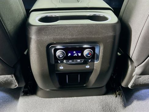 Used 2023 Chevrolet Tahoe High Country image 26