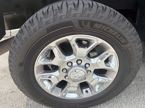 Used 2016 RAM 2500 Limited AWD/4WD image 3