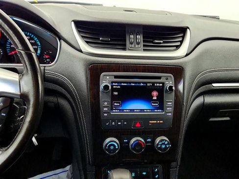 Used 2017 Chevrolet Traverse LT w/ Style and Technology Package AWD/4WD image 17