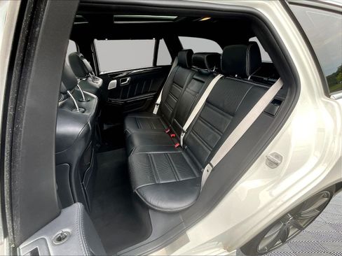 Used 2015 Mercedes-Benz E 63 AMG S-Model image 21