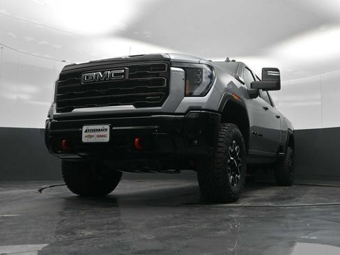 New 2026 GMC Sierra 2500 AT4X w/ LPO, Black Badging Package image 48