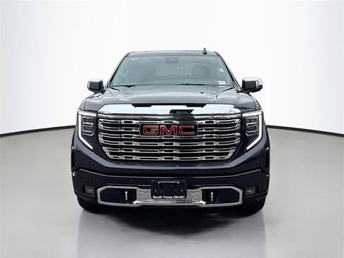 Used 2025 GMC Sierra 1500 Denali w/ Denali Reserve Package image 2