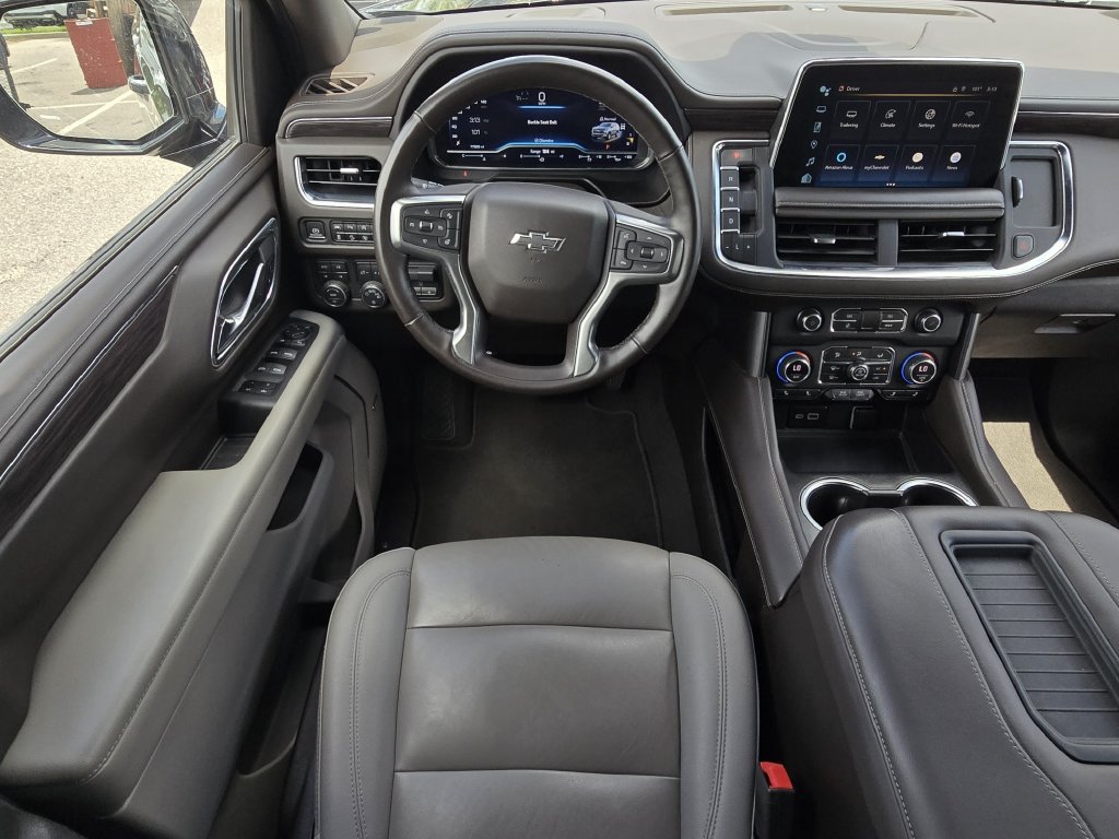 Used 2023 Chevrolet Suburban Z71 w/ Z71 Off-Road Package AWD/4WD image 21