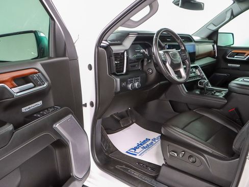 Used 2022 GMC Sierra 1500 Denali image 3