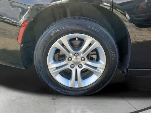 Used 2021 Dodge Charger SXT w/ Leather Interior Group image 30