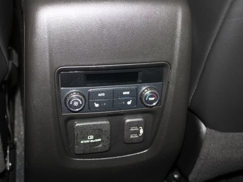 Used 2021 Buick Enclave Avenir w/ Avenir Technology Package AWD/4WD image 15