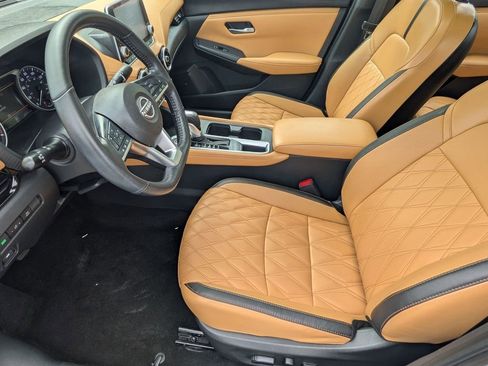 Used 2024 Nissan Sentra SV w/ SV Premium Package FWD image 11