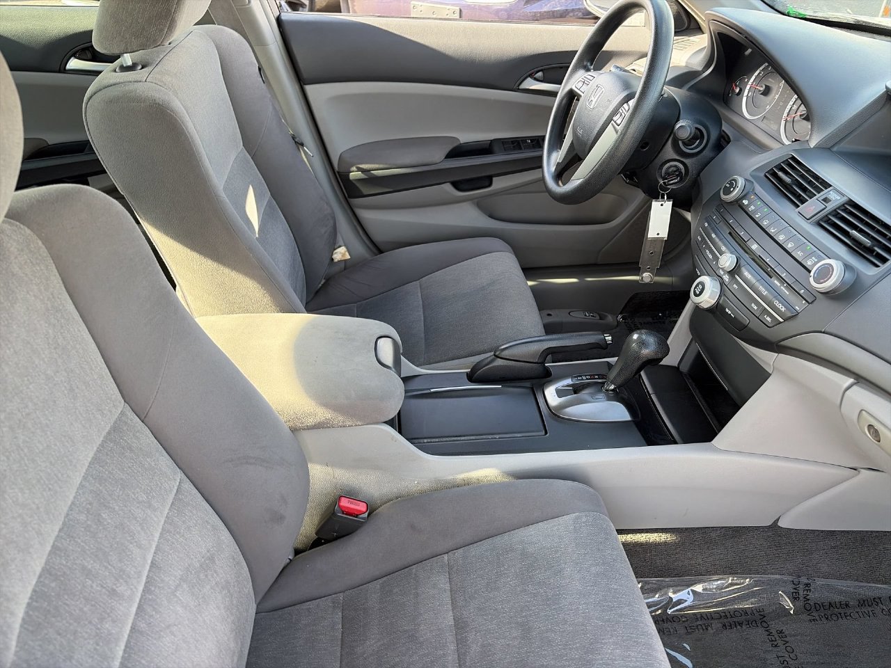 Used 2009 Honda Accord LX image 11
