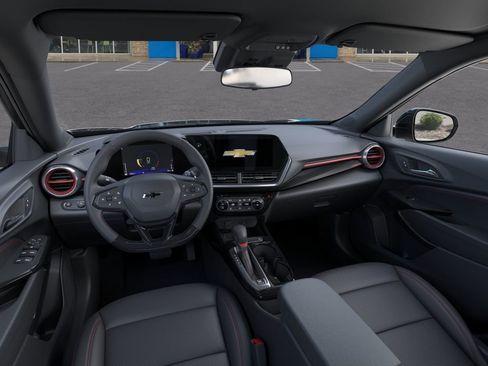 New 2026 Chevrolet Trax RS w/ Driver Confidence Package FWD image 15