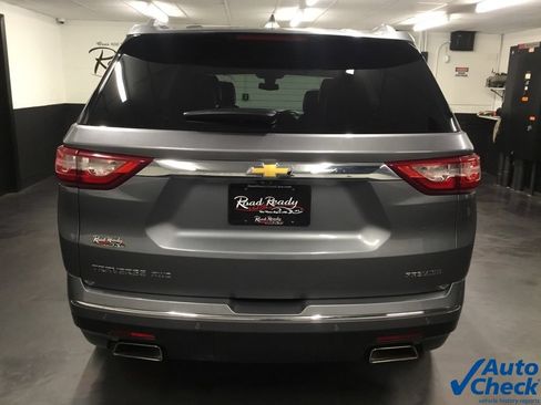 Used 2020 Chevrolet Traverse Premier w/ LPO, 'HIT The Road' Package AWD/4WD image 9