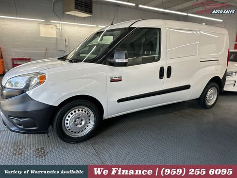 Used 2017 RAM ProMaster City Tradesman w/ Rear Back-up Camera Group FWD image 11