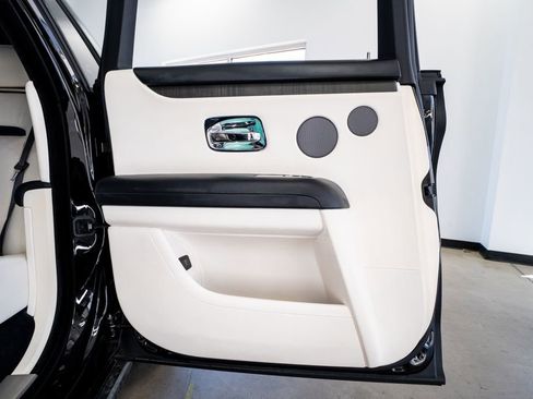 Used 2022 Rolls-Royce Ghost AWD/4WD image 40