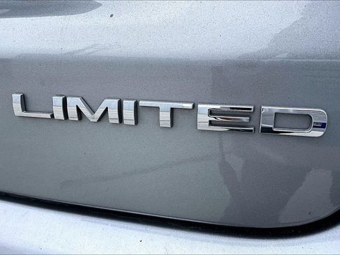 Certified 2023 Jeep Compass Limited AWD/4WD image 18