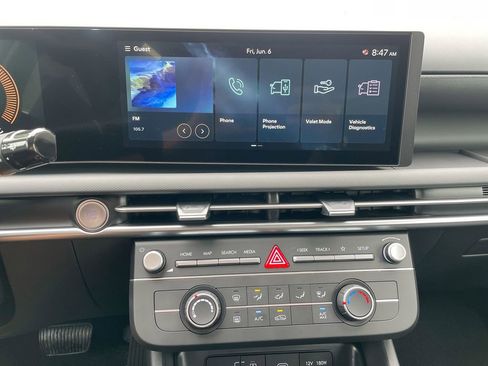 Certified 2025 Hyundai Tucson SE image 47