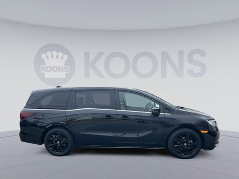 Used 2023 Honda Odyssey Sport image 8