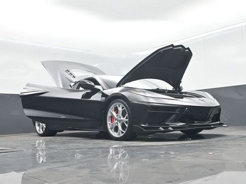 Used 2020 Chevrolet Corvette Stingray Premium Cpe w/ 3LT Preferred Equipment Group RWD image 67