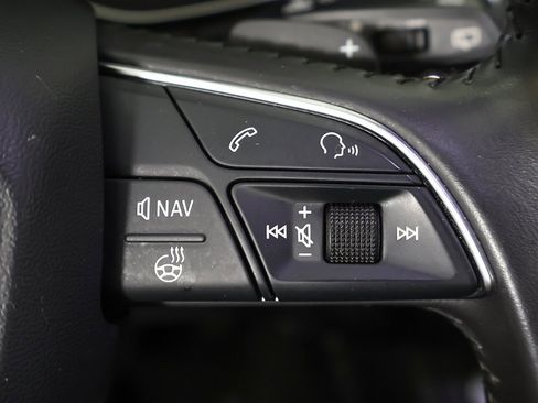 Used 2018 Audi Q5 2.0T Premium Plus w/ Premium Plus Package image 47