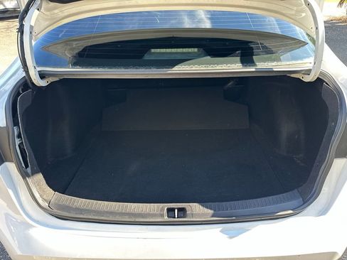 Used 2020 Toyota Corolla SE FWD image 39